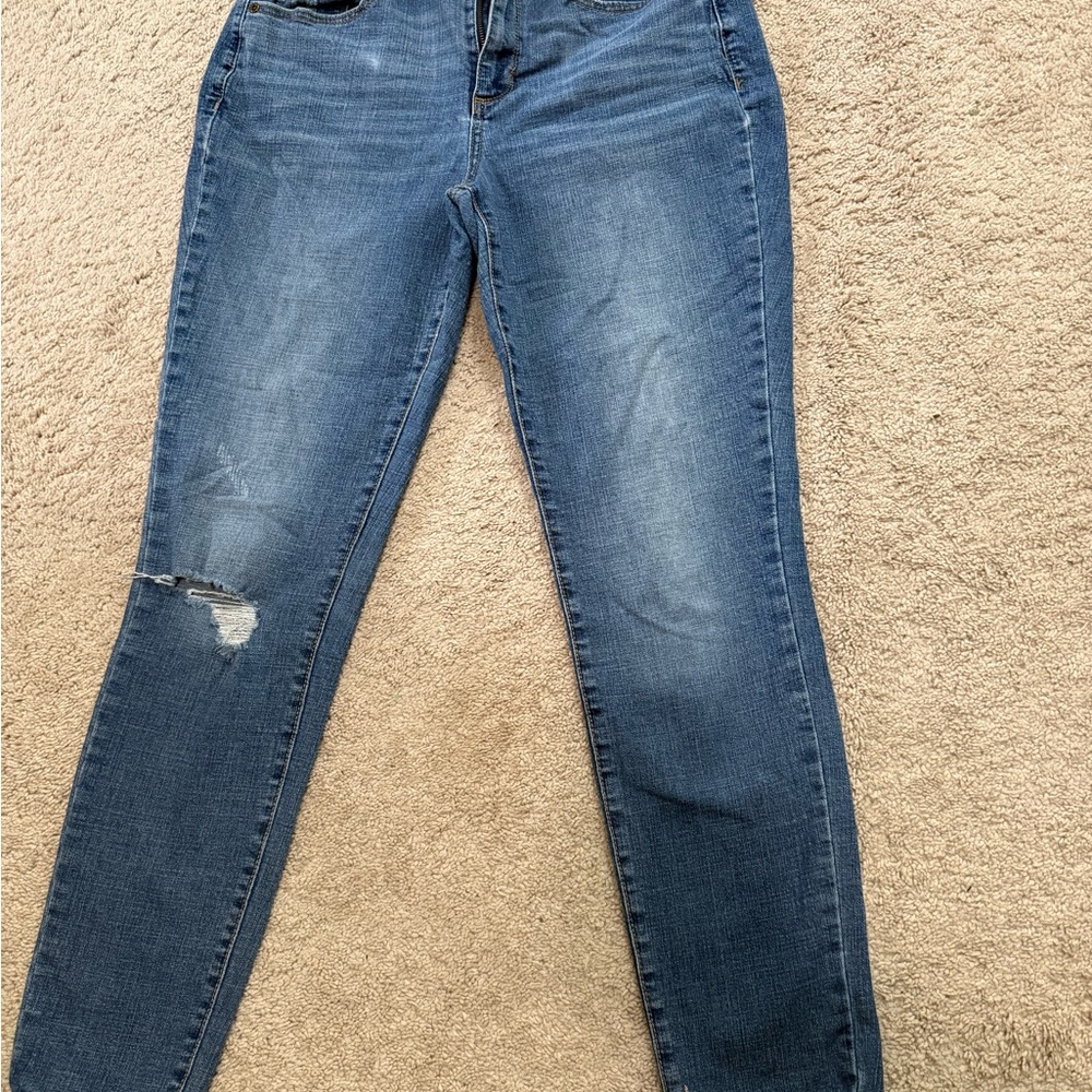 Sonoma Blue Skinny Jeans with Distressed Details